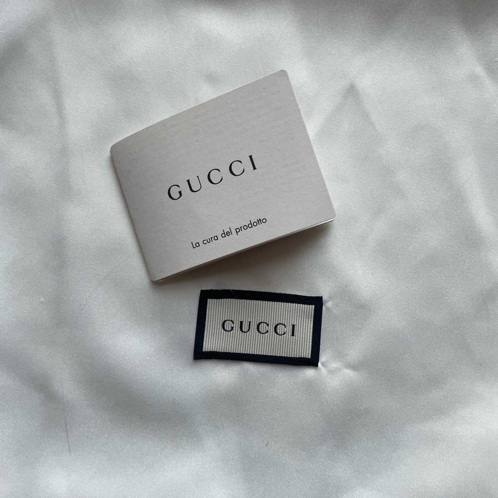 Gucci Black GG Marmont Round Leather Wristlet - Picture 8 of 8